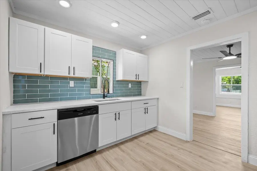 1030 22nd Street, West Palm Beach, FL 33407 - #3
