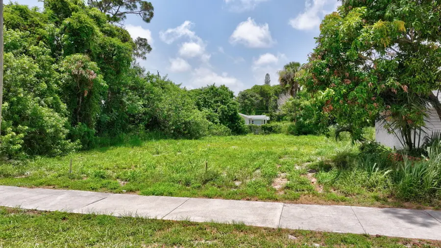 5684 SE 45th Avenue Se, Stuart, FL 34997 - #3