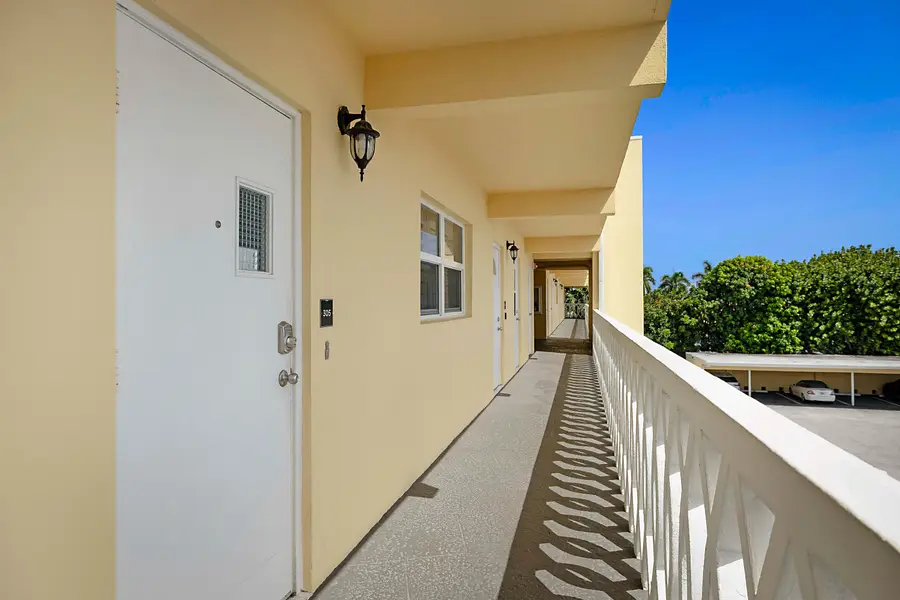 230 N Federal Hwy #305, Deerfield Beach, FL 33441 - #2