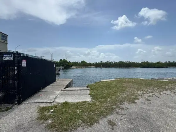 0 N Ocean Drive N, Hollywood, FL 33004