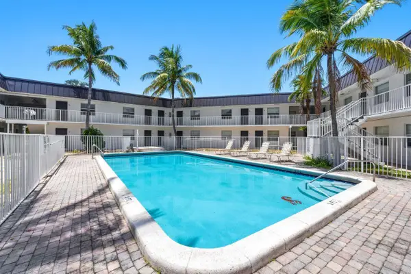 1470 N Dixie Highway #43, Fort Lauderdale, FL 33304