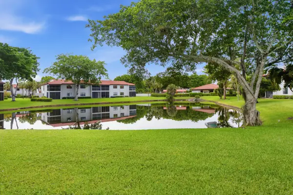 9232 Cypress Lane #2G, Boca Raton, FL 33433