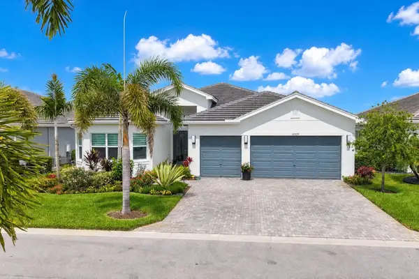 12029 SW Laguna Bay Parkway, Port St Lucie, FL 34987