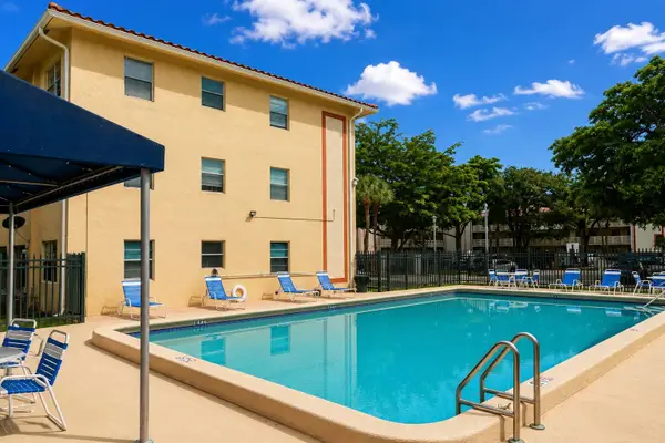 3246 NW 102nd Terrace #308-f, Coral Springs, FL 33065