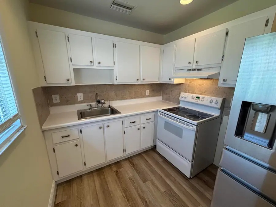 652 Flanders N, Delray Beach, FL 33484 - #3