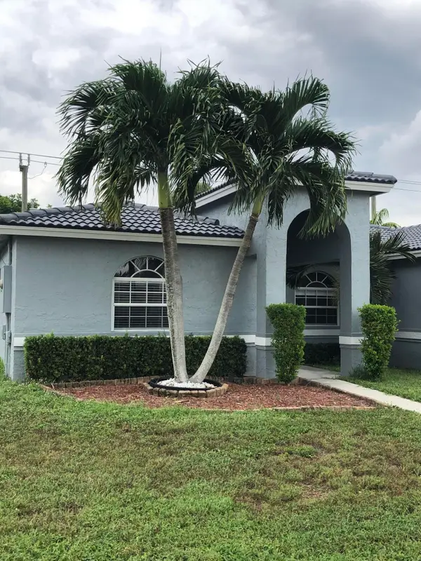 8221 NW 45th Street, Lauderhill, FL 33351