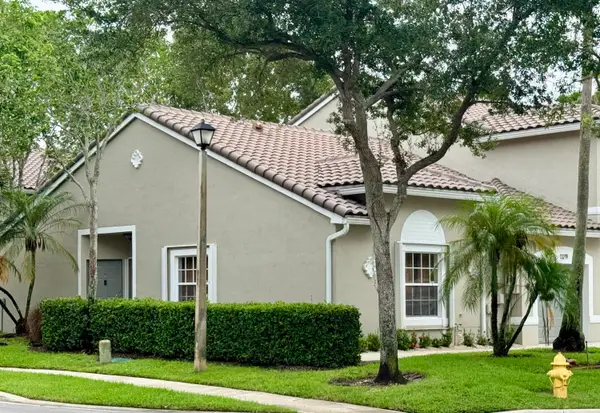 13219 NW 7th Manor, Plantation, FL 33325