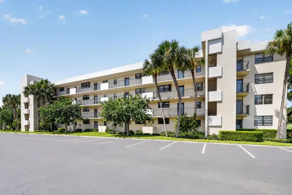2460 Deer Creek Country Club Boulevard #206-A, Deerfield Beach, FL 33442