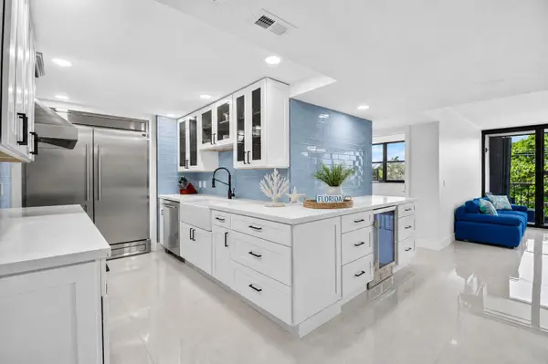 5600 N Flagler Drive #Unit 207, West Palm Beach, FL 33407