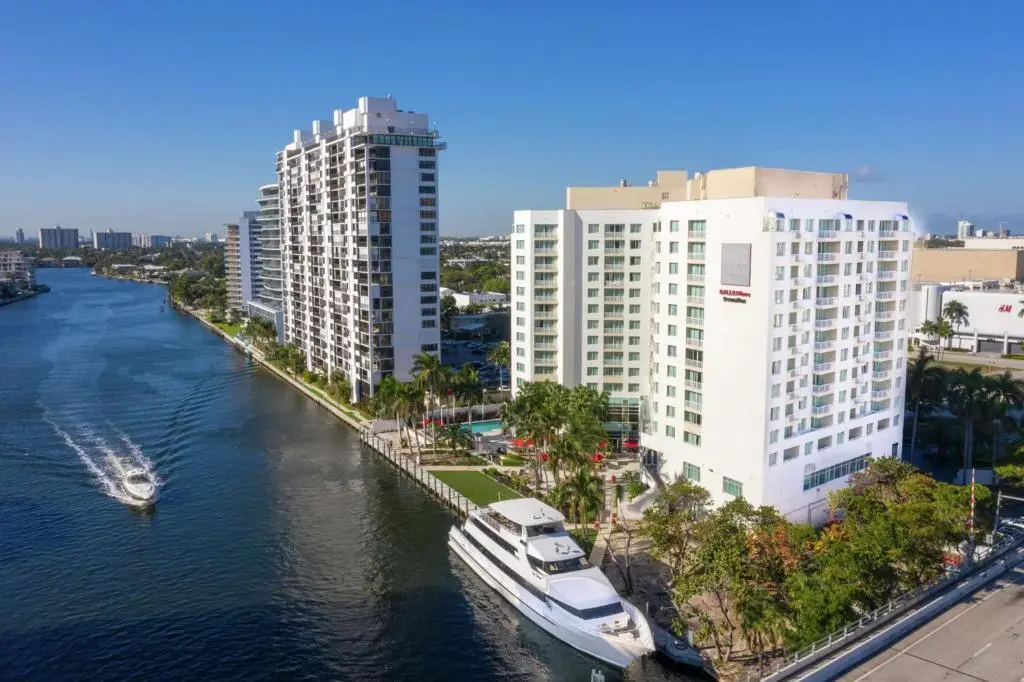 2670 E Sunrise Boulevard #915, Fort Lauderdale, FL 33304 - #1