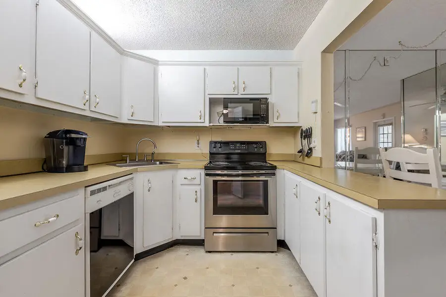 141 Lake Pine Circle #A-2, Greenacres, FL 33463 - #3