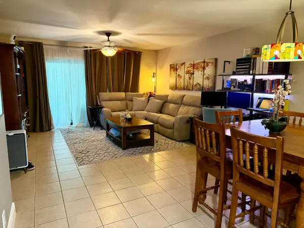 140 S Cypress Road #111, Pompano Beach, FL 33060