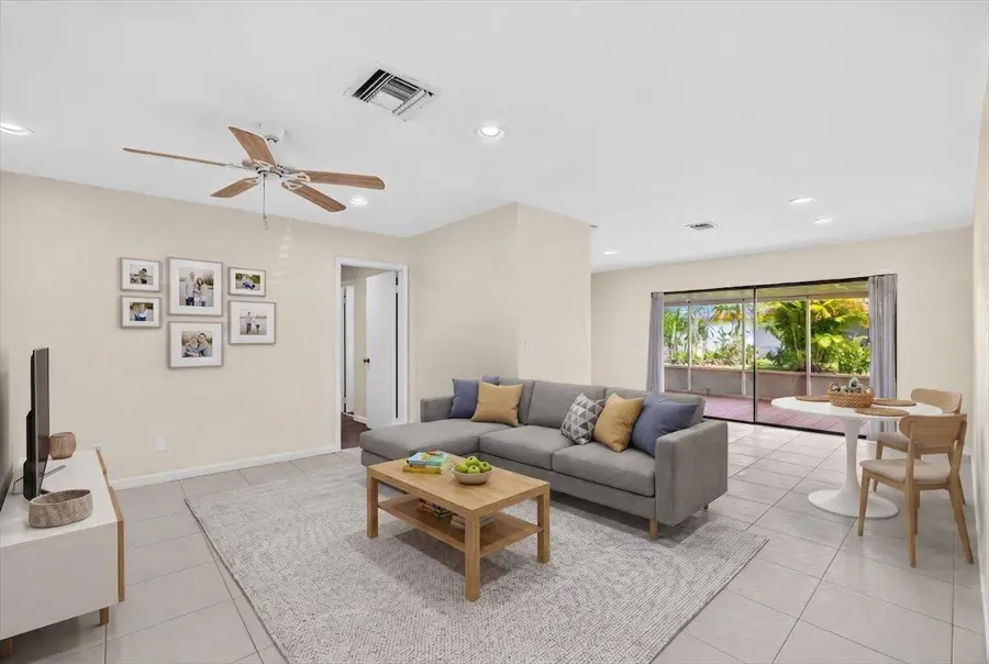 10100 NW 71st Place, Tamarac, FL 33321 - #3