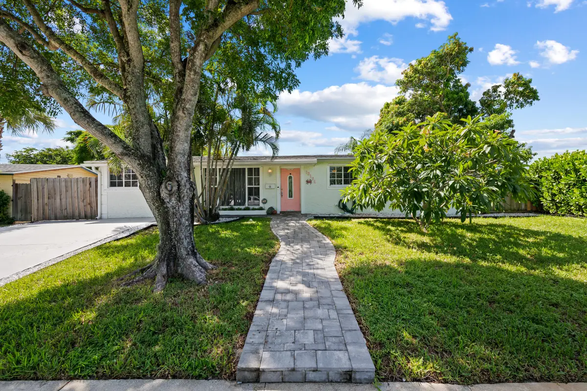 12104 Hillman Drive, Palm Beach Gardens, FL 33410 - #1