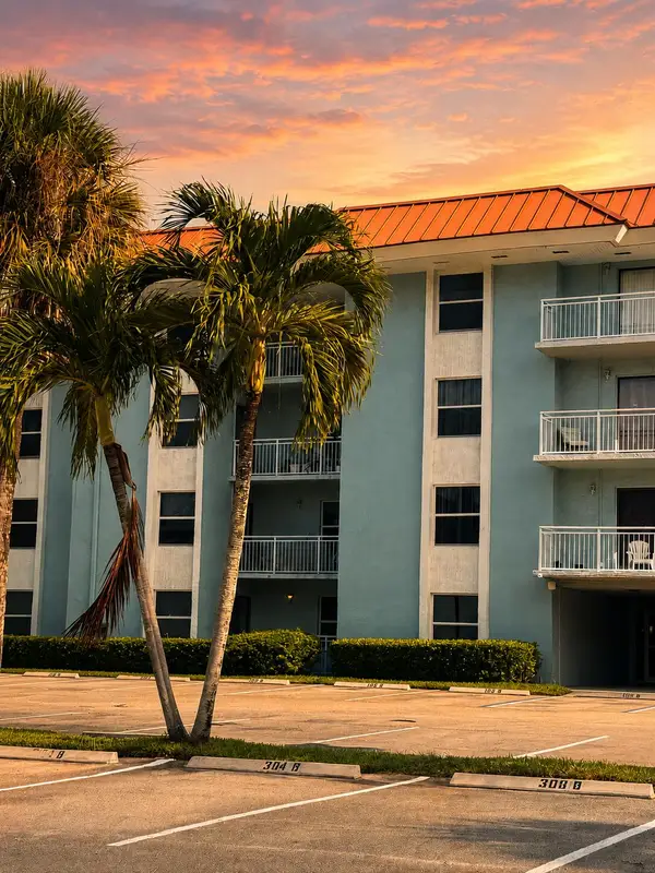 505 S Pine Island Road #B310, Plantation, FL 33324