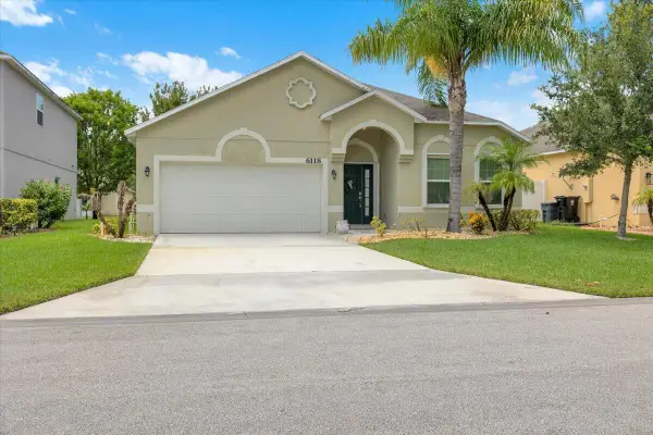 6118 NW Wild Cotton Way, Port St Lucie, FL 34986