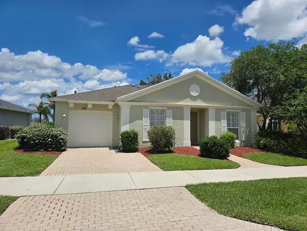 241 SW Lake Forest Way, Port St Lucie, FL 34986