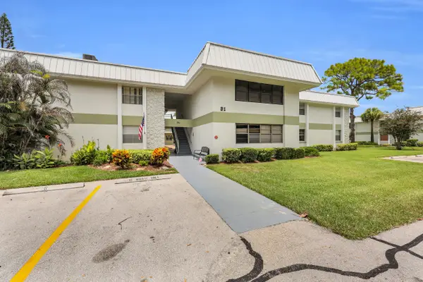 2302 Sunrise Boulevard #209, Fort Pierce, FL 34982