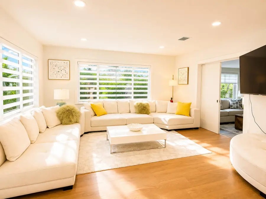 800 SE 11th Court, Fort Lauderdale, FL 33316 - #2