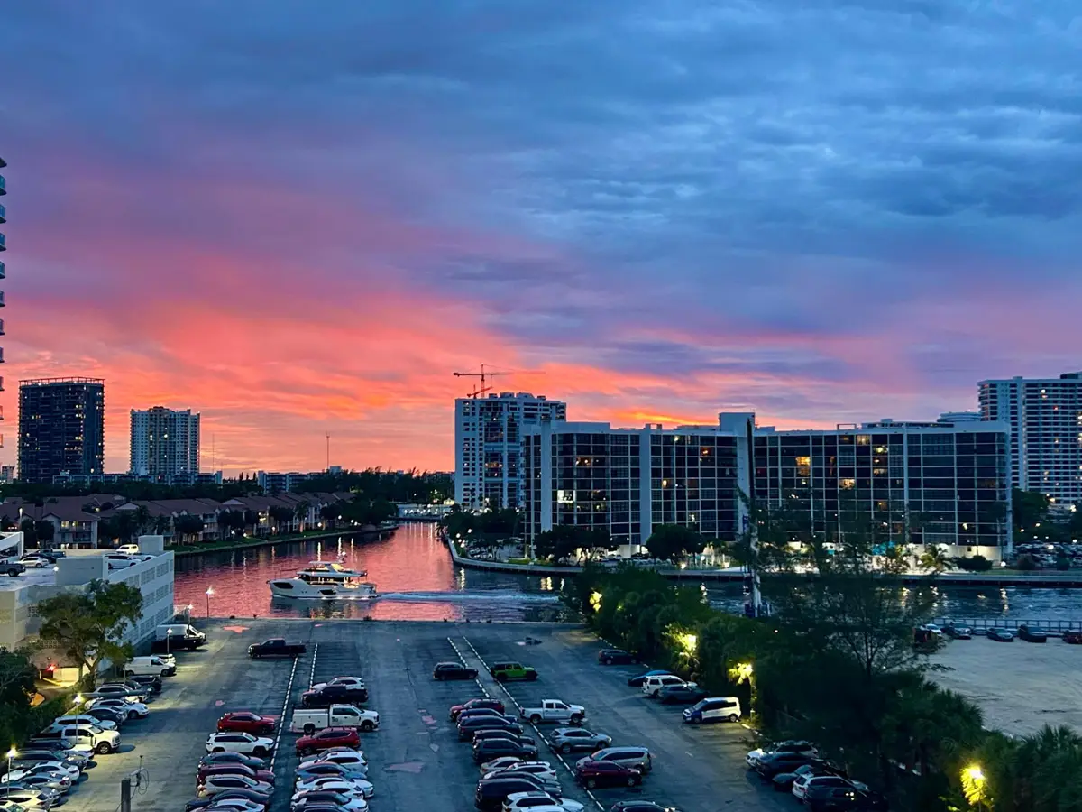 3725 S Ocean Drive, Hollywood, FL 33019 - #1
