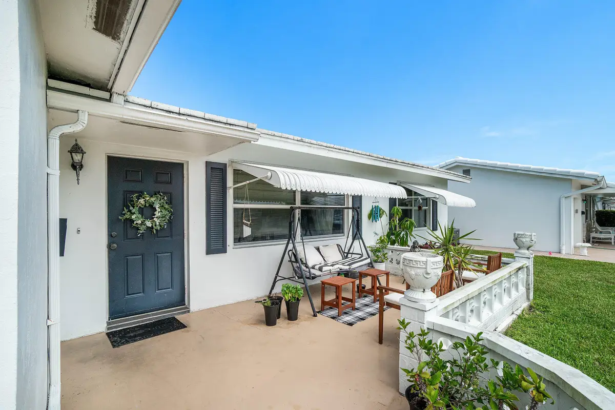 114 SW 8th Court, Boynton Beach, FL 33426 - #1