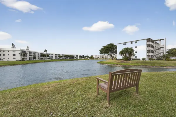 330 Wellington G, West Palm Beach, FL 33417