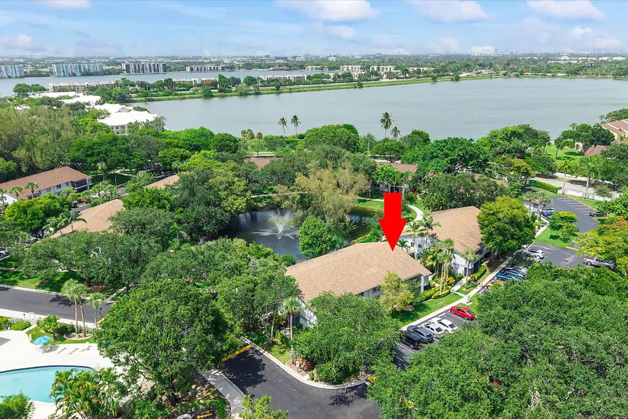 2705 S Oakland Forest Drive #104, Oakland Park, FL 33309 - #2