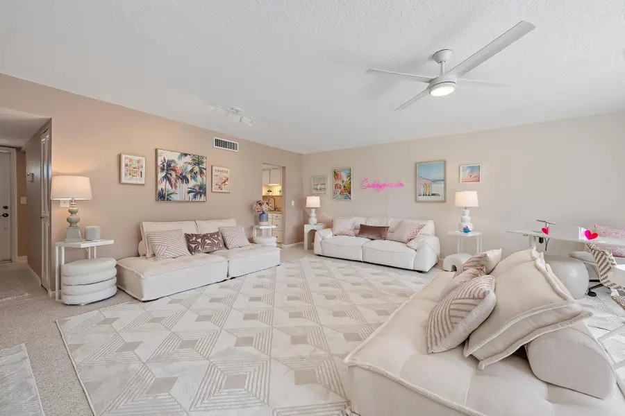 18480 SE Wood Haven #J, Jupiter, FL 33469 - #2