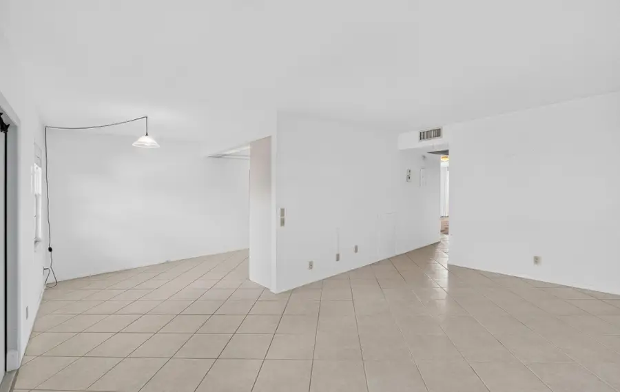 4039 Hythe C, Boca Raton, FL 33434 - #2