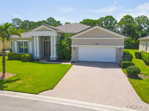 716 SW Myakka River Trace, Port St Lucie, FL 34986