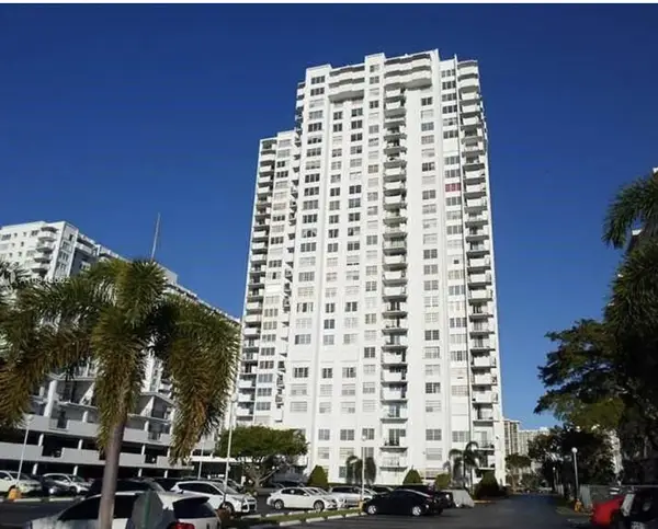 2780 NE 183rd Street #112, Aventura, FL 33160