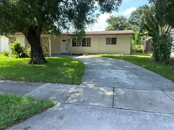 7231 Freedom Street, Hollywood, FL 33024