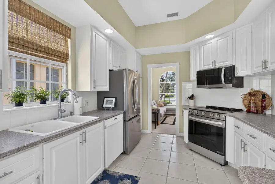8704 Oldham Way, Palm Beach Gardens, FL 33412 - #2