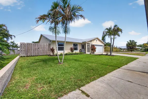 5673 SE Inez Avenue, Stuart, FL 34997