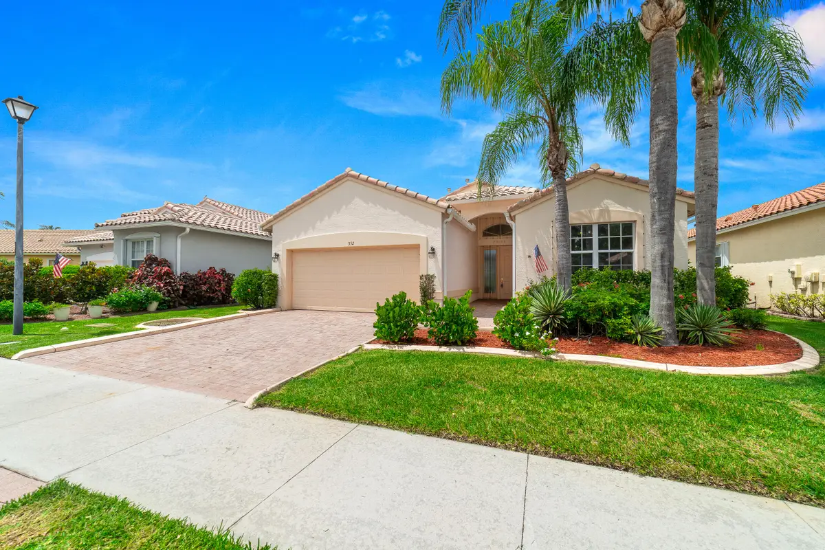 352 Springview Loop, Port Saint Lucie, FL 34986 - #1