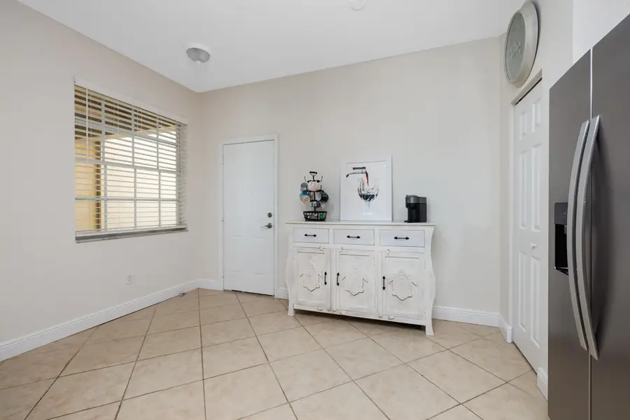 1560 SE Sheffield Terrace #102, Stuart, FL 34994 - #3