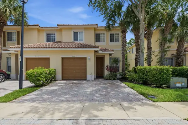 3209 NW 33rd Street, Oakland Park, FL 33309