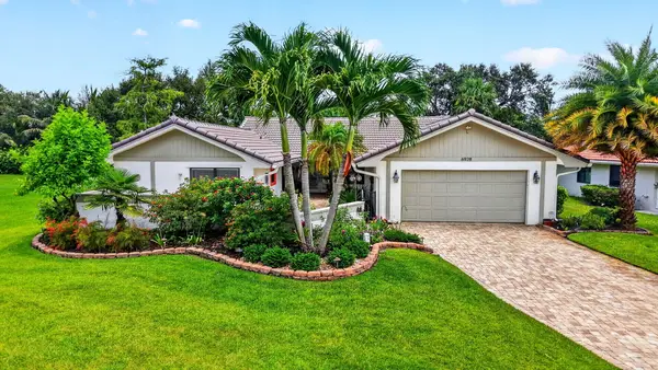 6928 Villas Drive W, Boca Raton, FL 33433