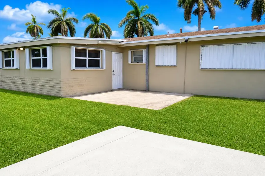 950 NW 175th Street, Miami Gardens, FL 33169 - #2