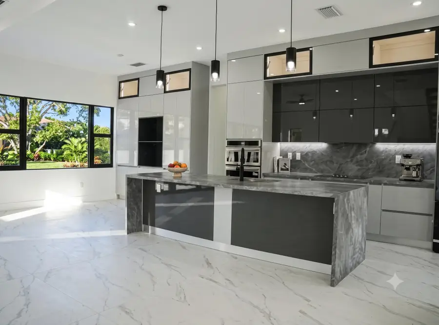 13044 Davie Oaks Drive, Davie, FL 33325 - #2