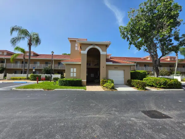 5951 Regal Glen Drive #104, Boynton Beach, FL 33437