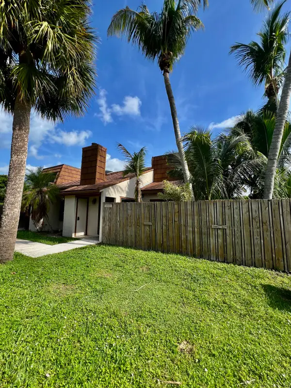 4232 Palm Bay #D, West Palm Beach, FL 33406