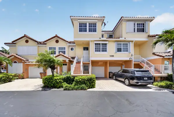 1998 NE 7th Street #103, Deerfield Beach, FL 33441