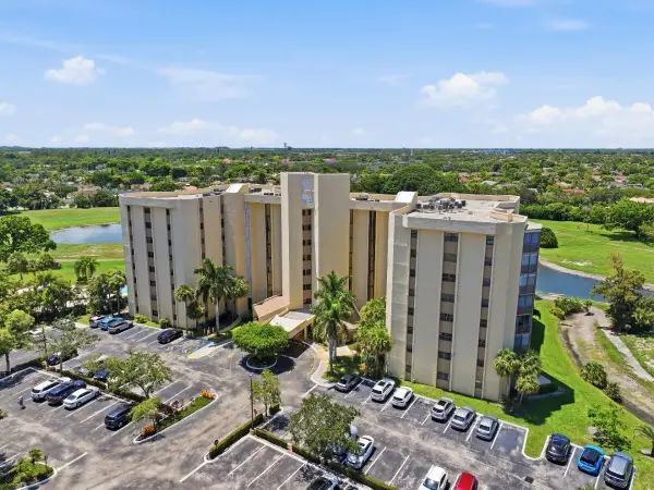 7400 Radice Court #202, Lauderhill, FL 33319