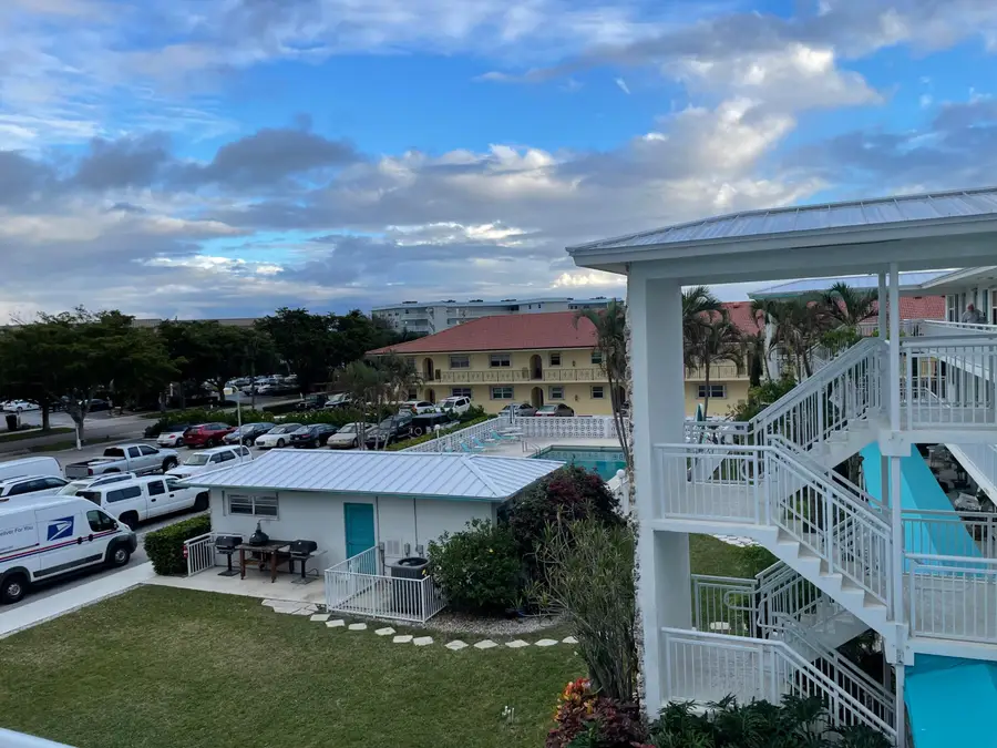 37 Yacht Club Drive #303, North Palm Beach, FL 33408 - #3