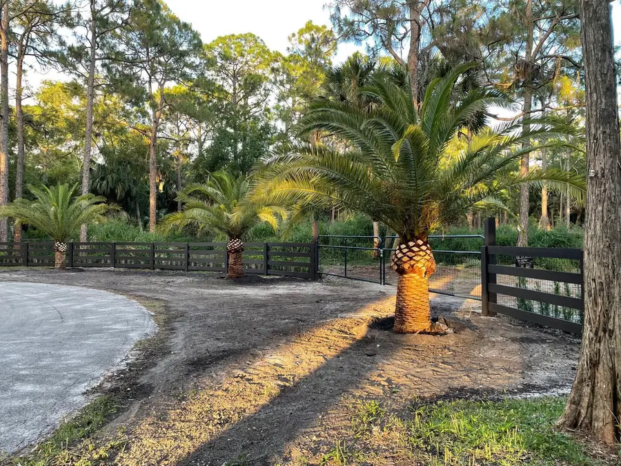 1030 Stallion Drive W, Loxahatchee, FL 33470 - #2