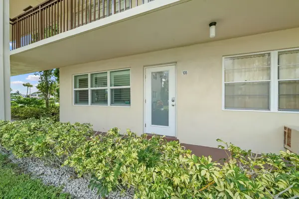 135 Andover F, West Palm Beach, FL 33417