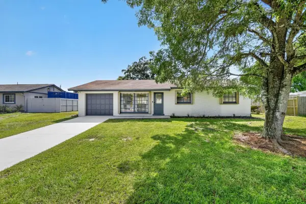 432 W Shadyside Circle, West Palm Beach, FL 33415