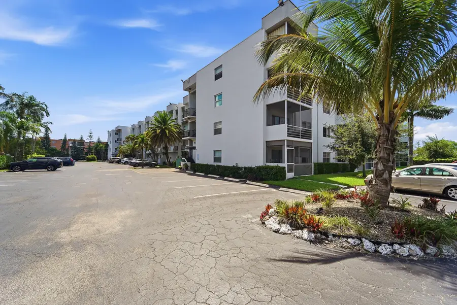 3000 E Sunrise Lakes Drive E #223, Sunrise, FL 33322 - #2