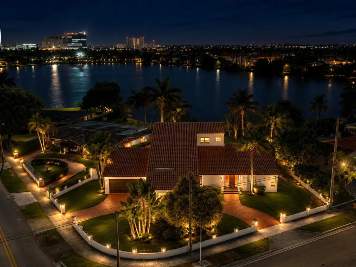 1110 SW 97th Avenue, Miami, FL 33174 - #1